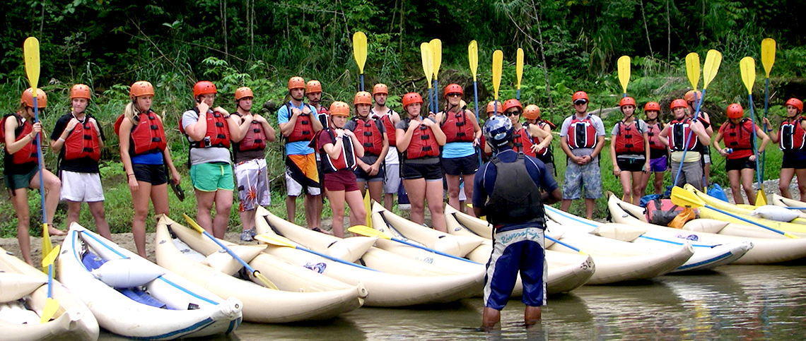 Prepare for your program in Fiji - kayaking